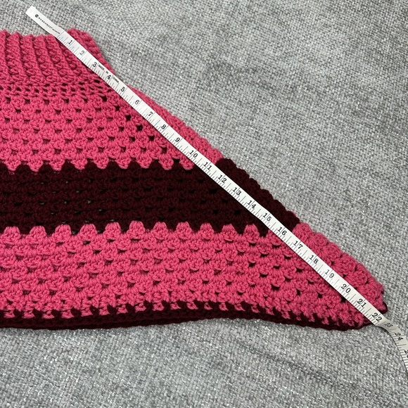 Handmade Chunky‎ Knit Pink Burgundy Crochet Poncho Shawl Boho Granny Cottage - Picture 9 of 10